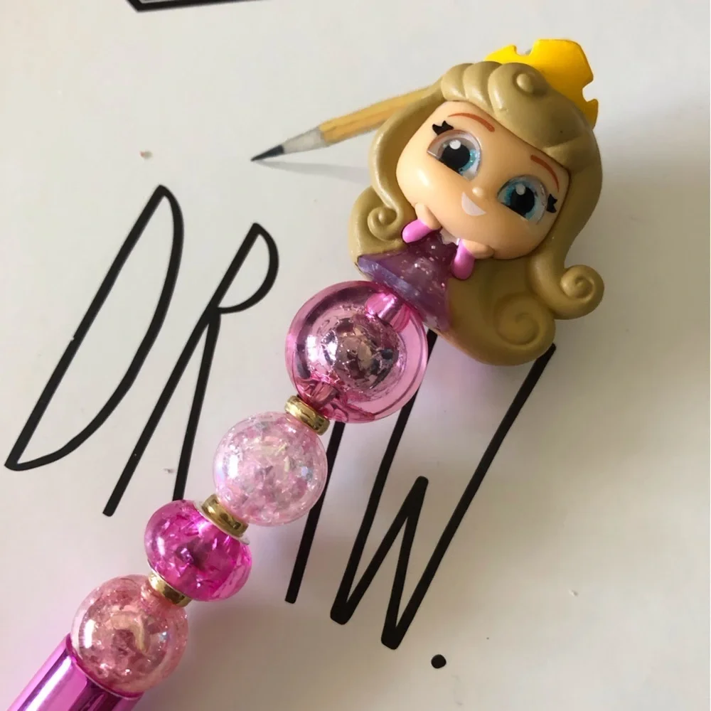 Disney Doorables: Sleeping Beauty: Princess Aurora glitter handmade beaded pen